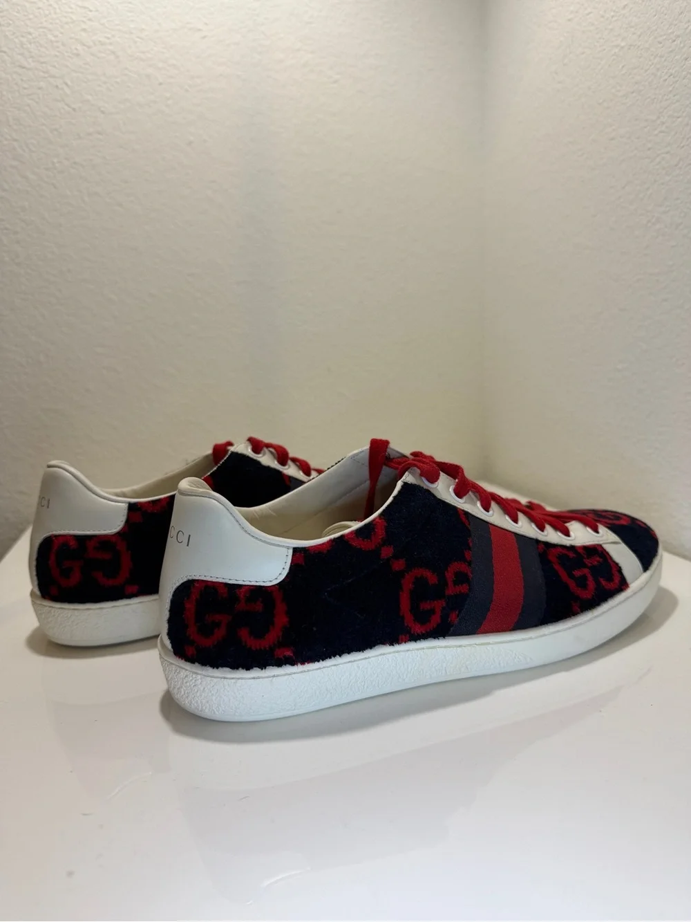 Gucci Ace Sneakers - Red & Blue - Authentic - Women’s 39 (US 9) Authentic